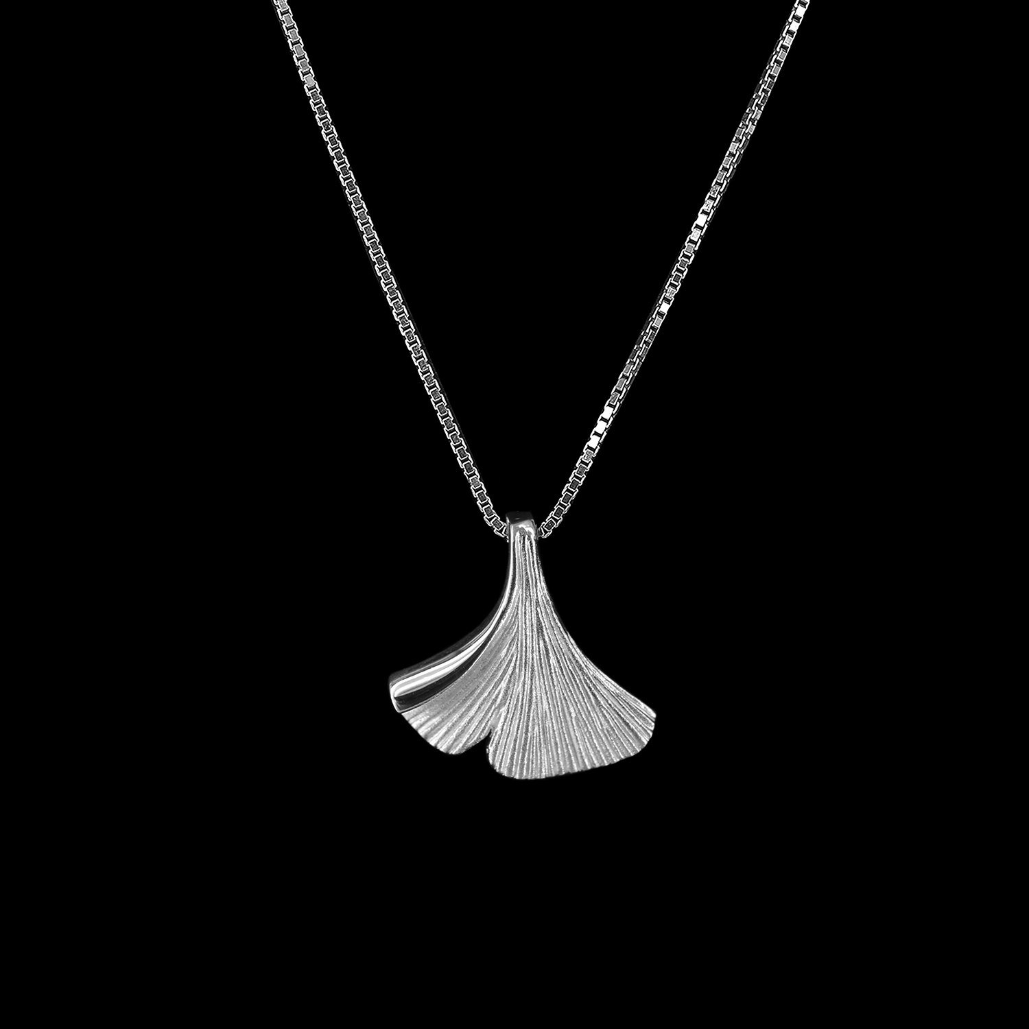 925er Sterlingsilber Kette+ Ginkgoanhänger